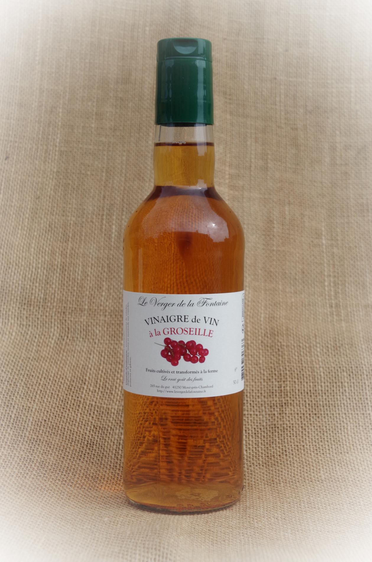 Vinaigre de vin à la groseille